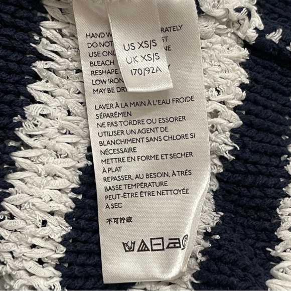 Anthropologie Evie White Navy Blue
Nautical Sweater Poncho Top Size Small - Picture 7 of 13